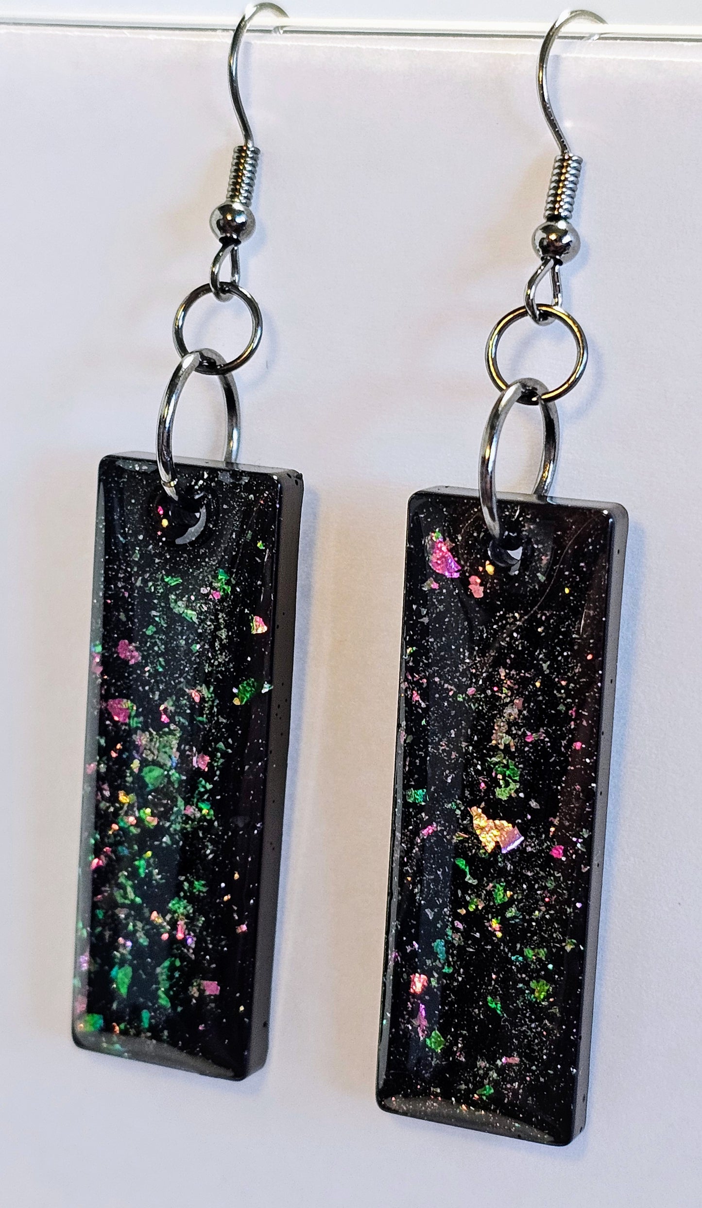 Chameleon glitter bar earrings
